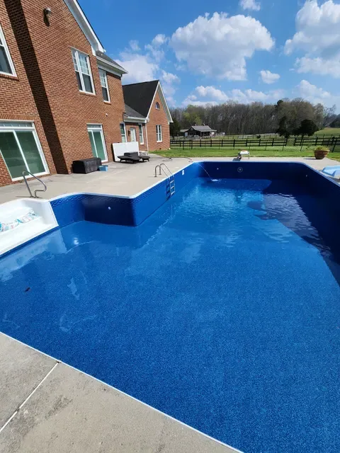 Completed vinyl pool liner installation in Knoxville TN