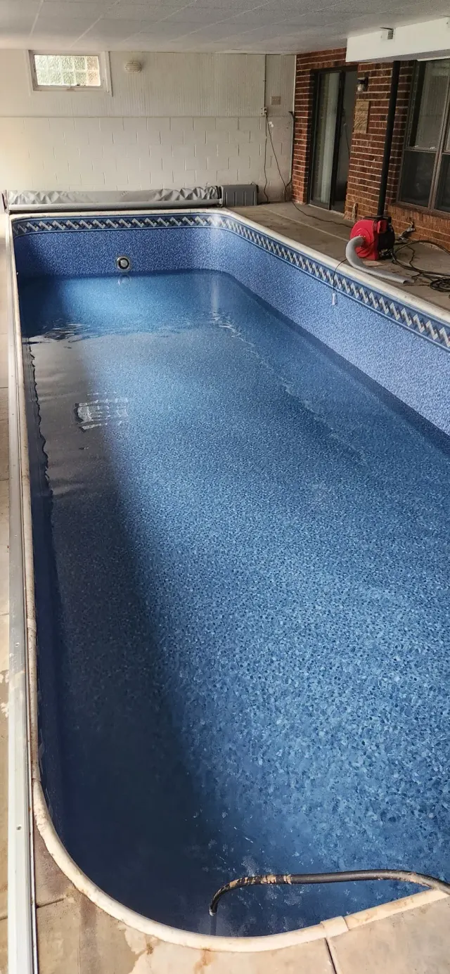 Indoor vinyl liner pool replacement in Knoxville TN — fresh liner installed